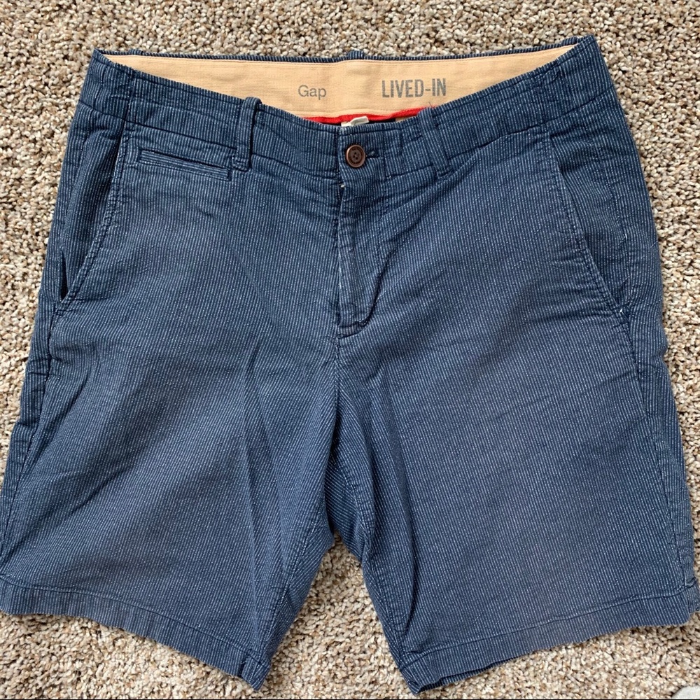 5/$20 🌱Gap striped blue/white shorts/ size 33